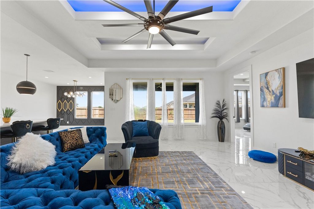 7810 Fold, Corpus Christi, TX 78414 — photo 5
