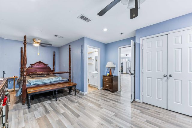 221 Calloway Street, Houston, TX 77029