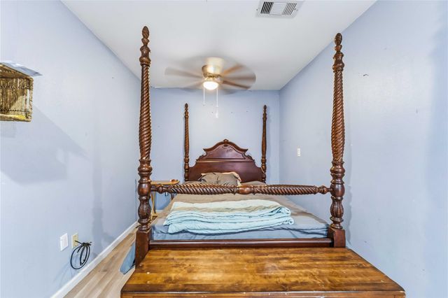 221 Calloway Street, Houston, TX 77029