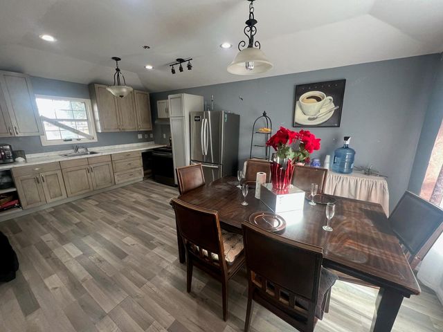 221 Calloway Street, Houston, TX 77029