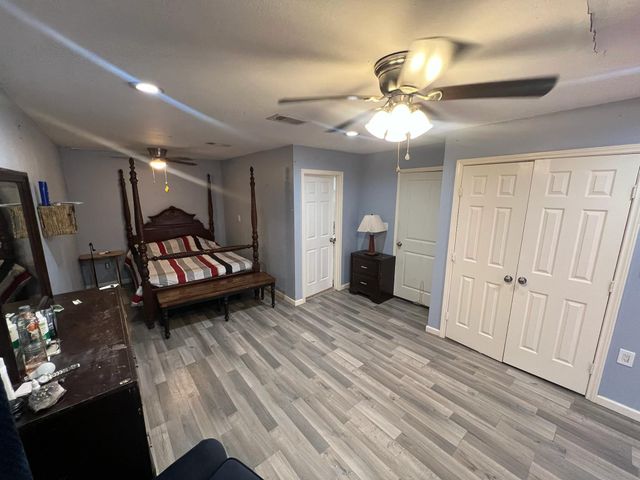 221 Calloway Street, Houston, TX 77029