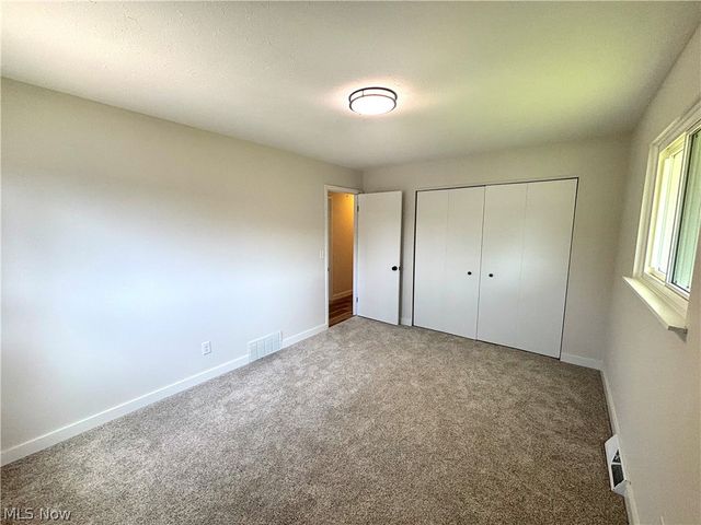 21113 Willow Lane, Strongsville, OH 44149