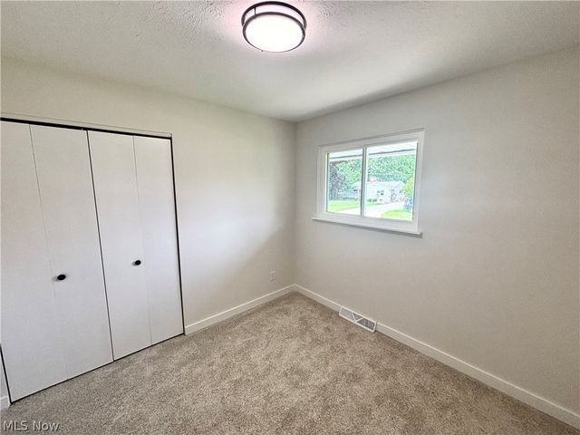 21113 Willow Lane, Strongsville, OH 44149