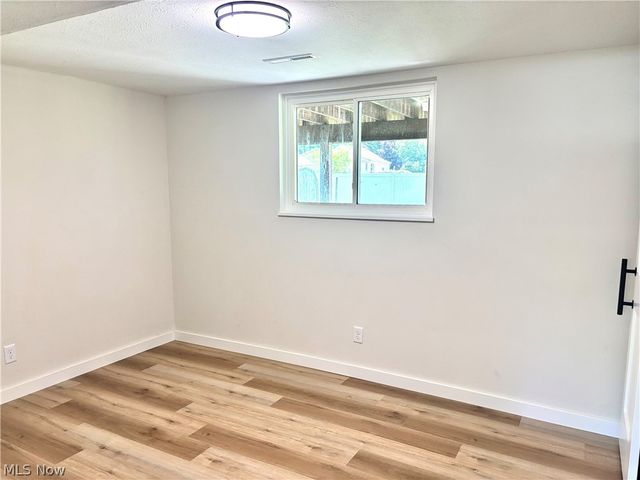 21113 Willow Lane, Strongsville, OH 44149