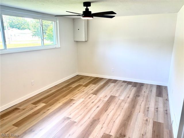 21113 Willow Lane, Strongsville, OH 44149