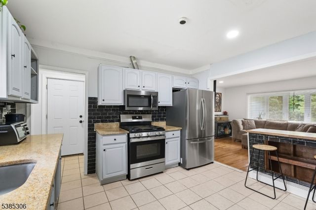 212 Route 23, Hamburg Boro, NJ 07419