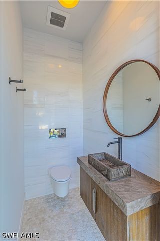 1100 Sandpiper ST, Naples, FL 34102