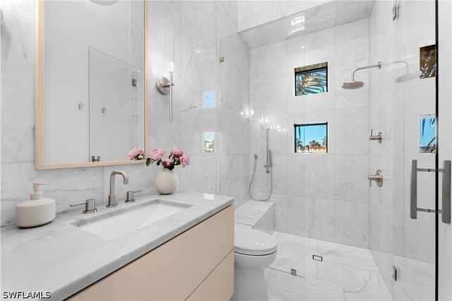 1100 Sandpiper ST, Naples, FL 34102