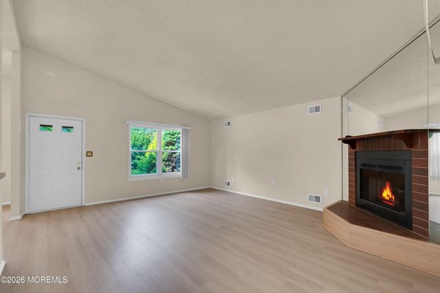 17 Seaview Avenue, Brick, NJ 08723