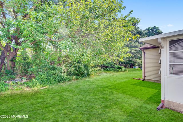 17 Seaview Avenue, Brick, NJ 08723