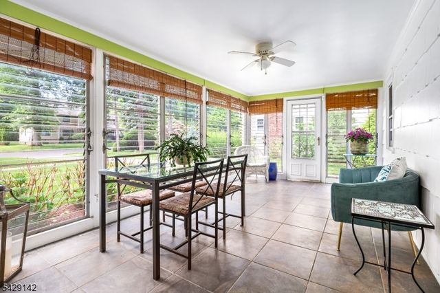957 Willow Grove Rd, Westfield Town, NJ 07090