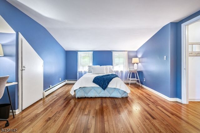 957 Willow Grove Rd, Westfield Town, NJ 07090