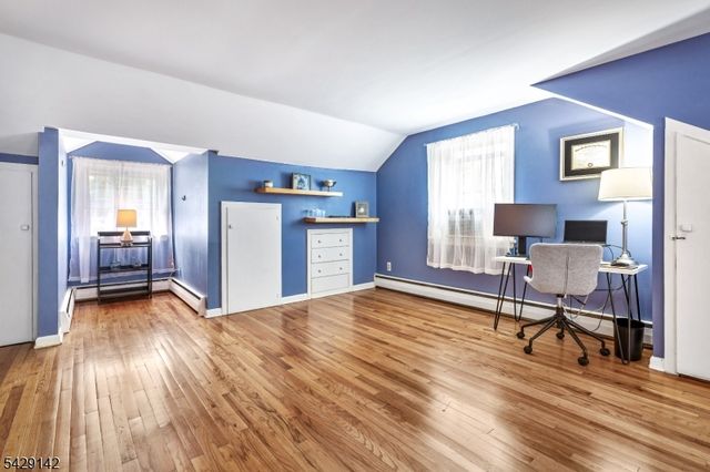 957 Willow Grove Rd, Westfield Town, NJ 07090