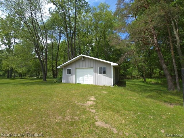 5910 Spring Valley Lane, Dryden, MI 48428
