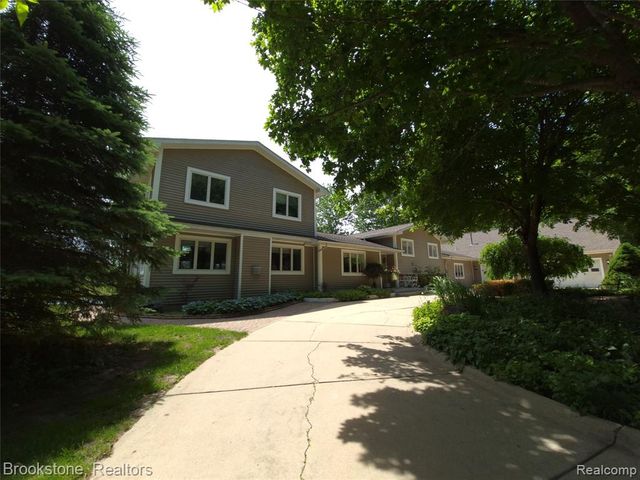 5910 Spring Valley Lane, Dryden, MI 48428