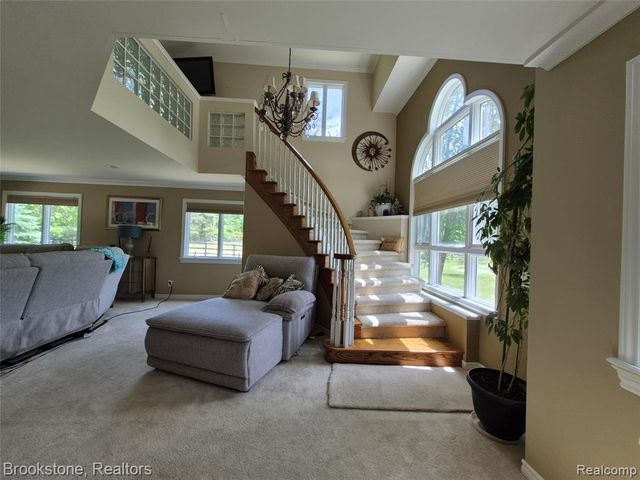 5910 Spring Valley Lane, Dryden, MI 48428