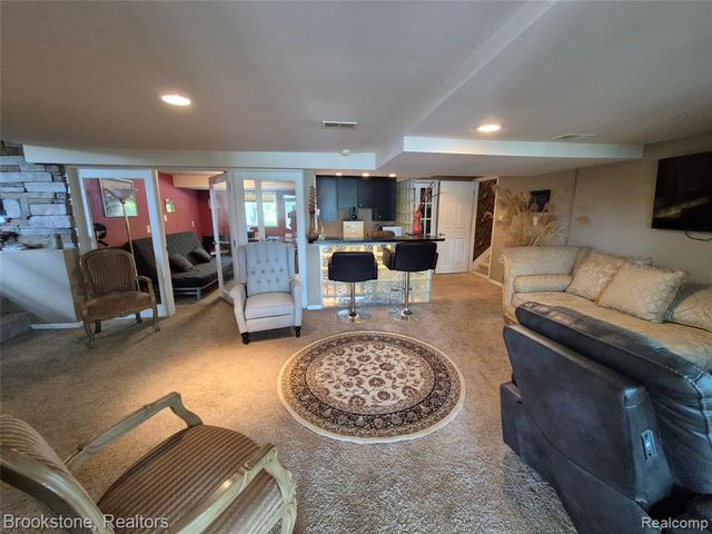 5910 Spring Valley Lane, Dryden, MI 48428