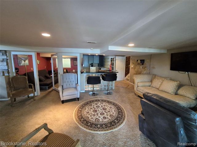 5910 Spring Valley Lane, Dryden, MI 48428