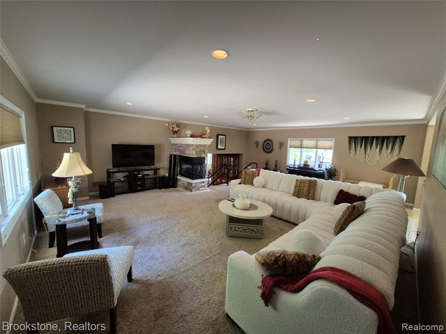 5910 Spring Valley Lane, Dryden, MI 48428