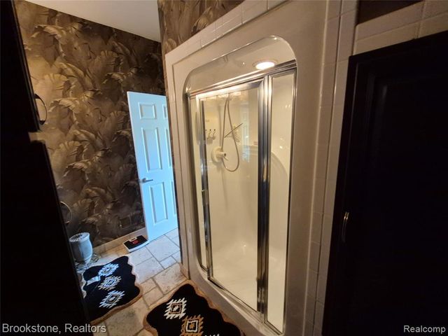 5910 Spring Valley Lane, Dryden, MI 48428