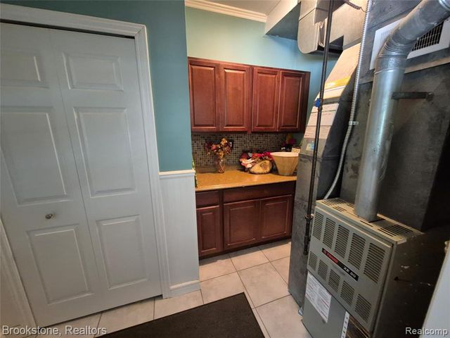5910 Spring Valley Lane, Dryden, MI 48428