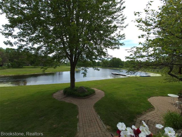 5910 Spring Valley Lane, Dryden, MI 48428