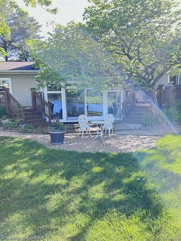 5910 Spring Valley Lane, Dryden, MI 48428