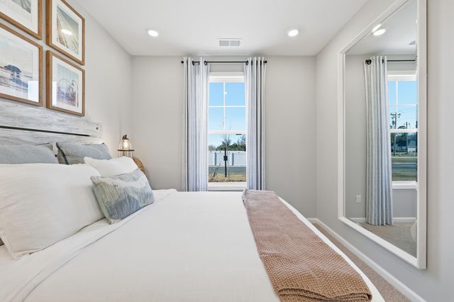 8113 Smooth Whiskey Circle, New Ellenton, SC 29809