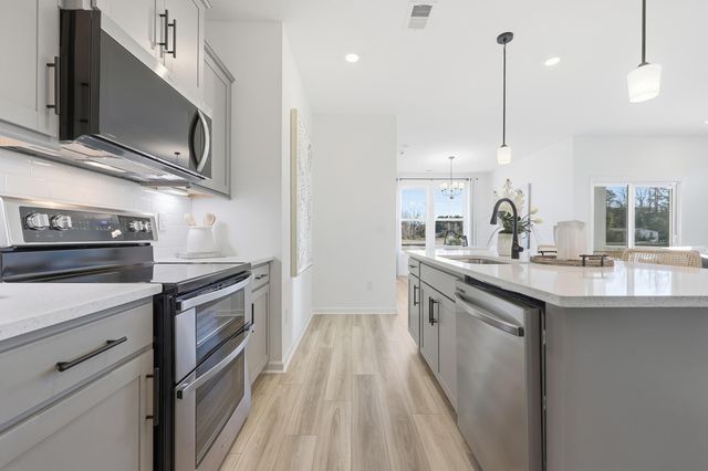 8113 Smooth Whiskey Circle, New Ellenton, SC 29809