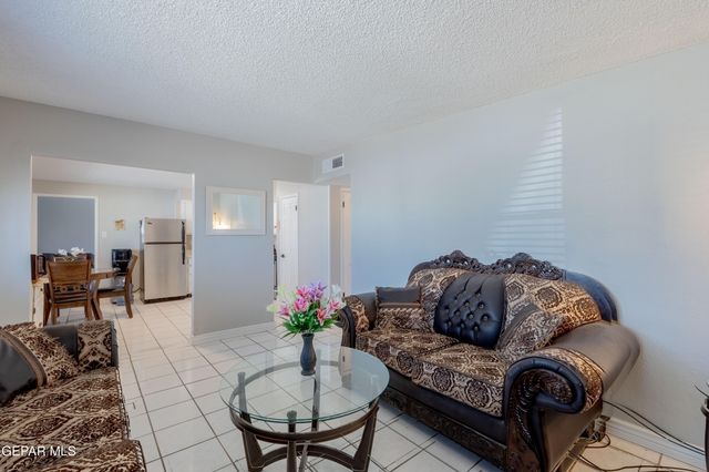 264 LINK Drive, El Paso, TX 79907