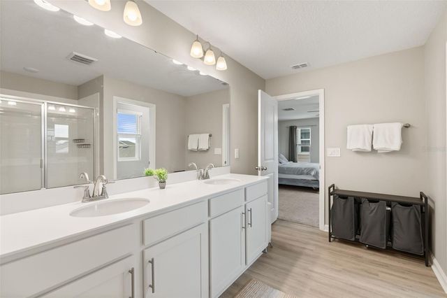 1542 SUGARBELLE CIRCLE, Mascotte, FL 34753