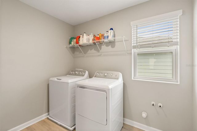 1542 SUGARBELLE CIRCLE, Mascotte, FL 34753