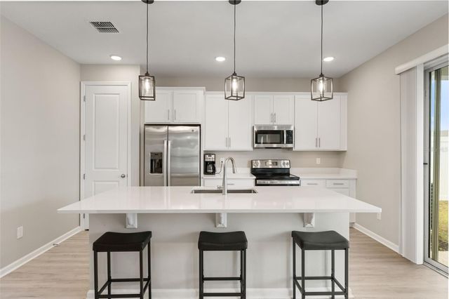 1542 SUGARBELLE CIRCLE, Mascotte, FL 34753