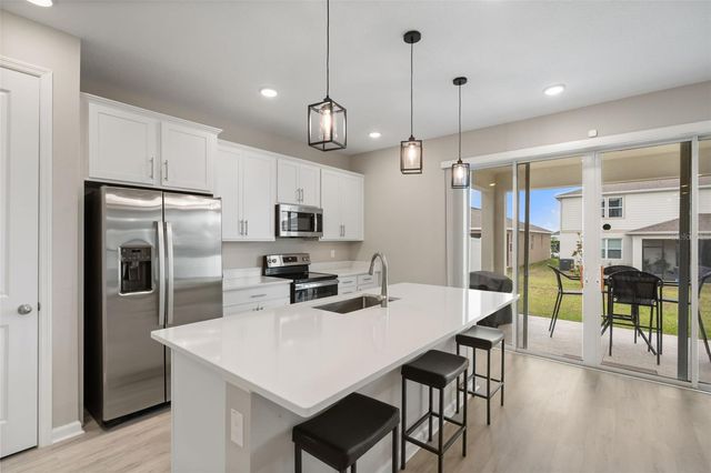 1542 SUGARBELLE CIRCLE, Mascotte, FL 34753