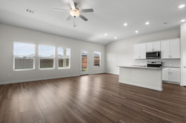 10529 Tuxinaw Trail, Fort Worth, TX 76179