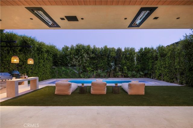 14758 Morrison Street, Sherman Oaks, CA 91403