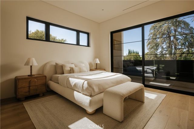 14758 Morrison Street, Sherman Oaks, CA 91403