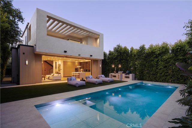 14758 Morrison Street, Sherman Oaks, CA 91403