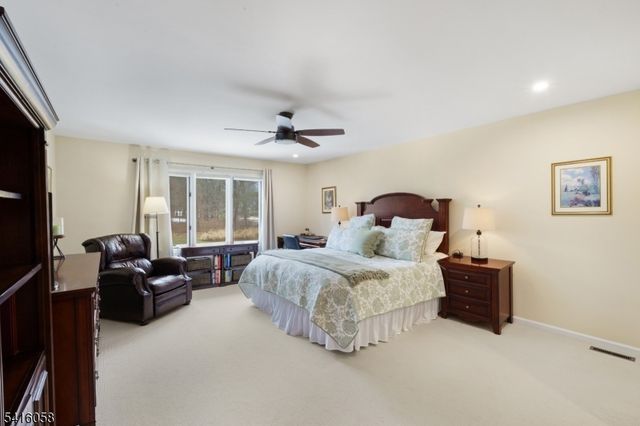 16 Riggs Ct, Bernards Twp., NJ 07920