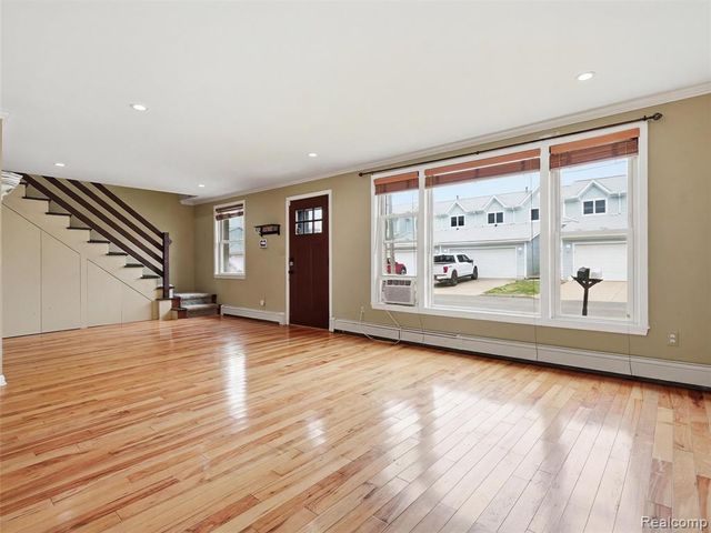 117 Kenyon Road, Algonac, MI 48001