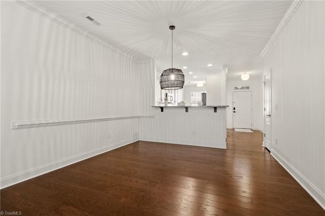 6211 Stonewick Drive, Jamestown, NC 27282