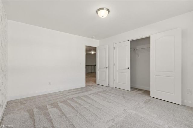 6211 Stonewick Drive, Jamestown, NC 27282