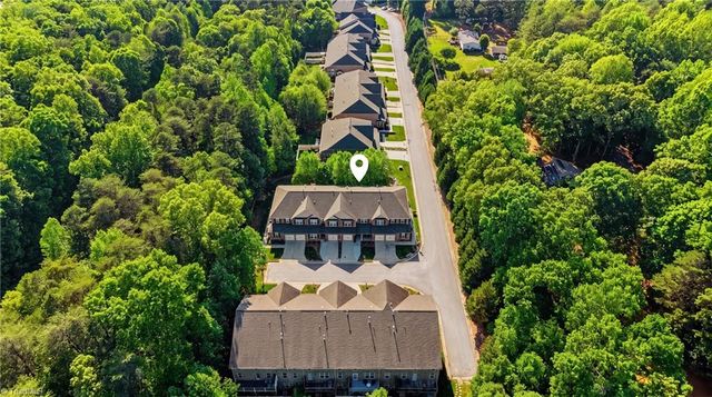 6211 Stonewick Drive, Jamestown, NC 27282