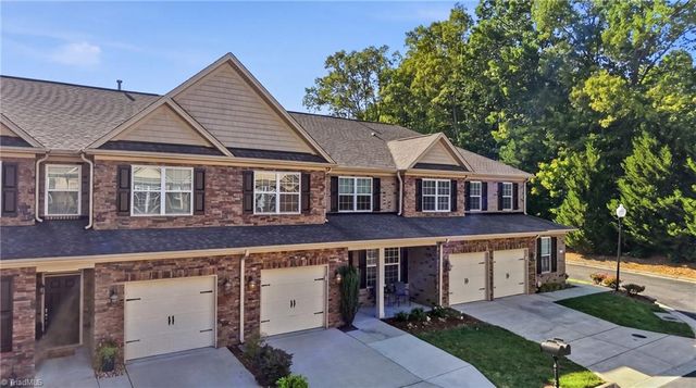 6211 Stonewick Drive, Jamestown, NC 27282