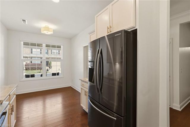 6211 Stonewick Drive, Jamestown, NC 27282