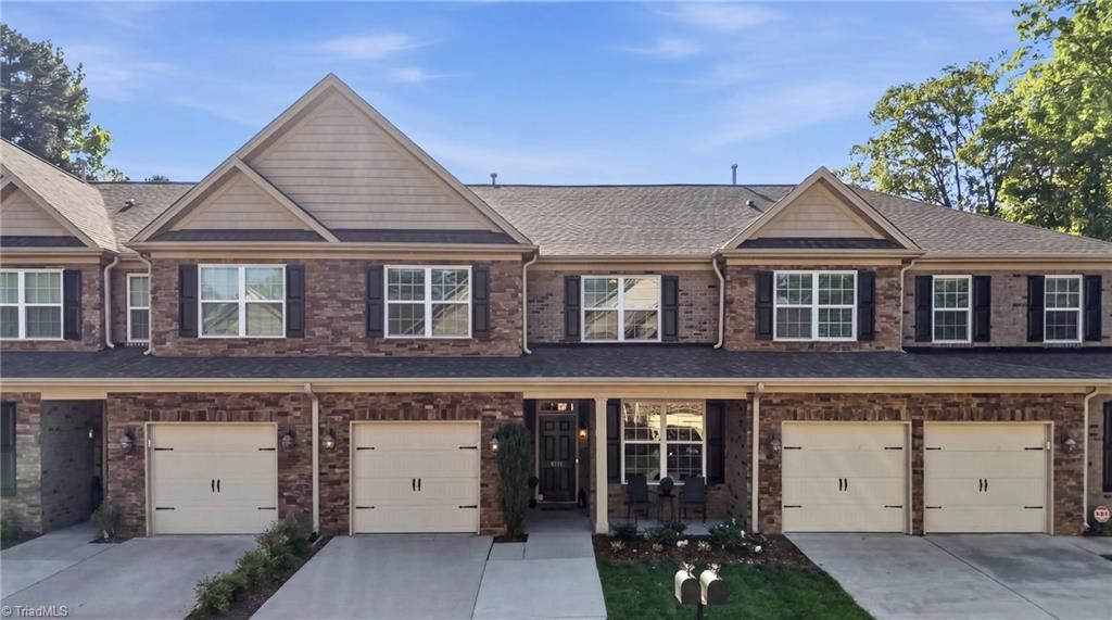 6211 Stonewick Drive, Jamestown, NC 27282