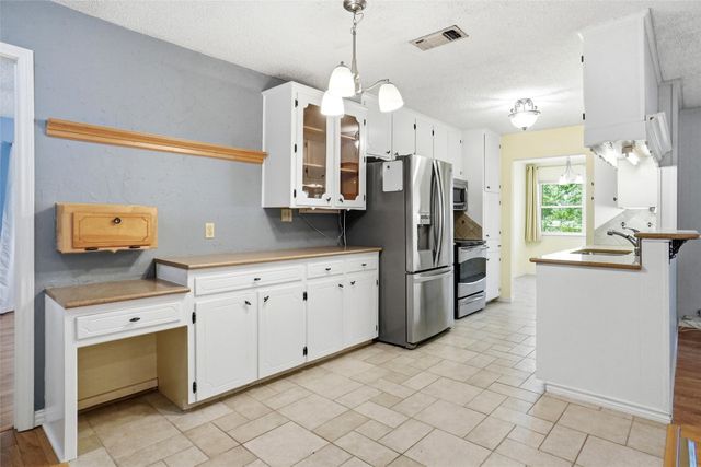 1017 Jarvis Lane, Azle, TX 76020