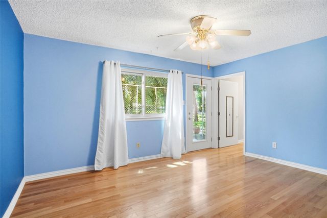 1017 Jarvis Lane, Azle, TX 76020