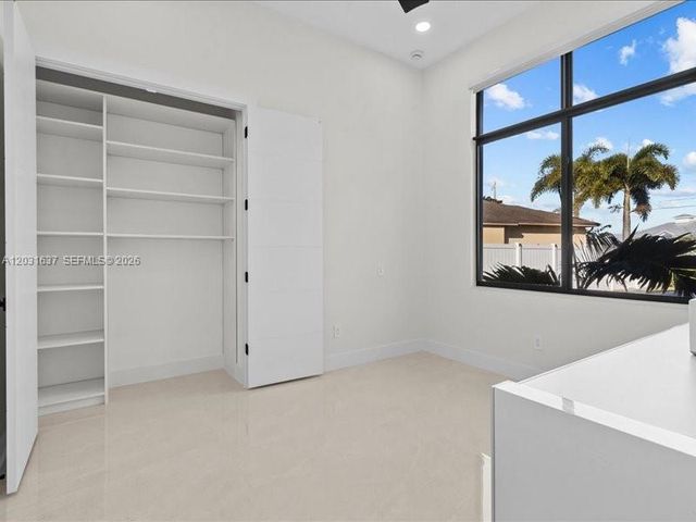 337 SW Kestor Dr, Port St. Lucie, FL 34953
