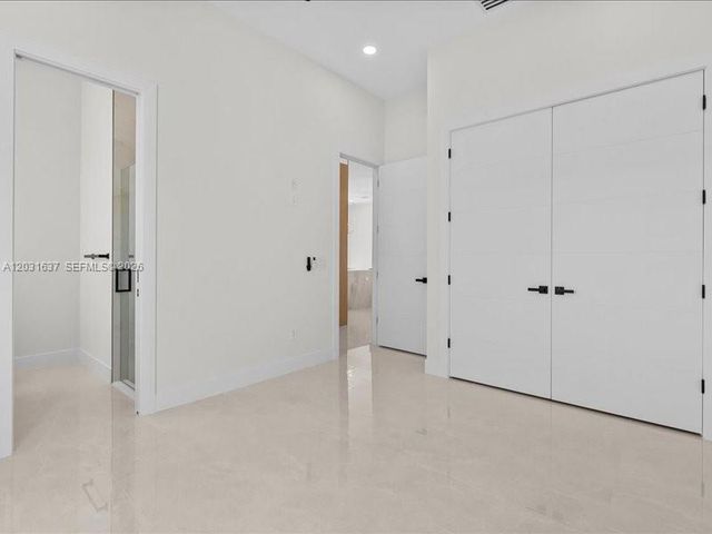 337 SW Kestor Dr, Port St. Lucie, FL 34953